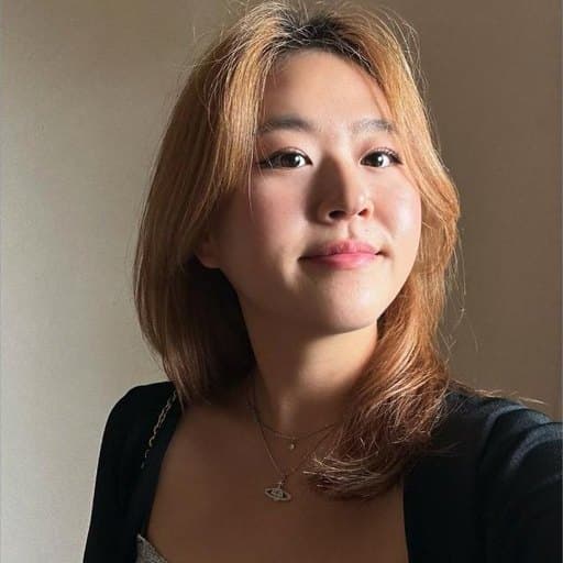 Jiny Maeng (맹지나)